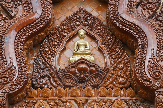 Wat Phu Khao Kaew-049